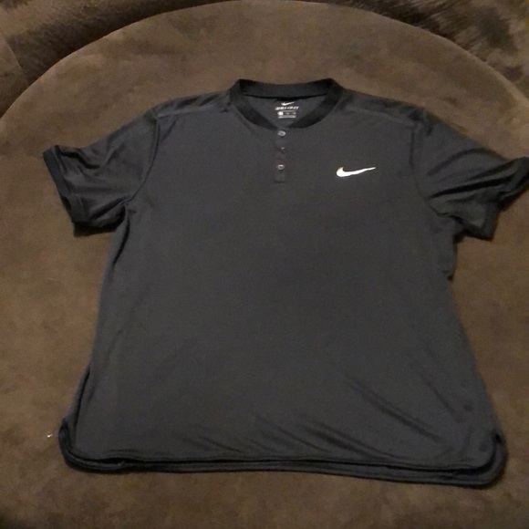 nike collarless